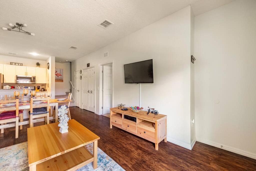 Super Comfy And Spacious 3 Bedroom 10 Minutes From Disney, With Major Shopping 4 Minutes Away Kissimmee Exterior photo