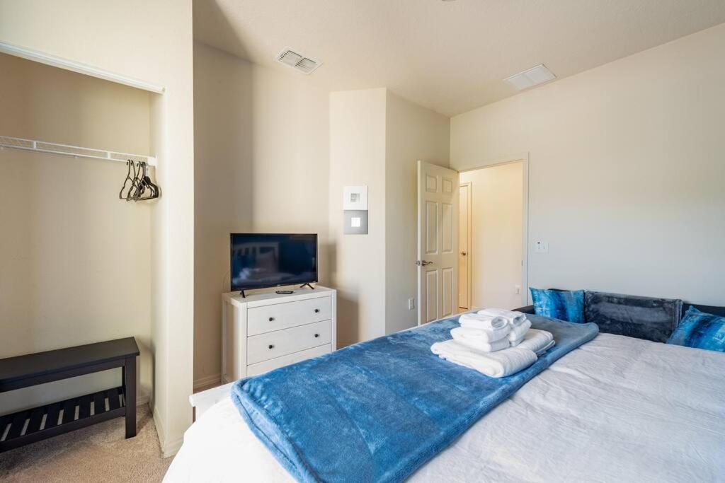 Super Comfy And Spacious 3 Bedroom 10 Minutes From Disney, With Major Shopping 4 Minutes Away Kissimmee Exterior photo